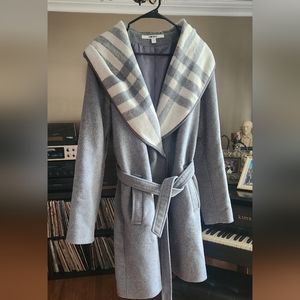 DKNY Gray Plaid Collar Cape Coat